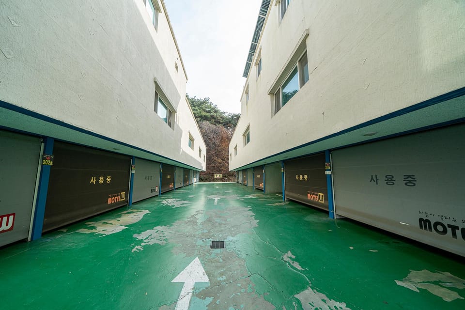 Wonju Log Unintel Motel in South Korea