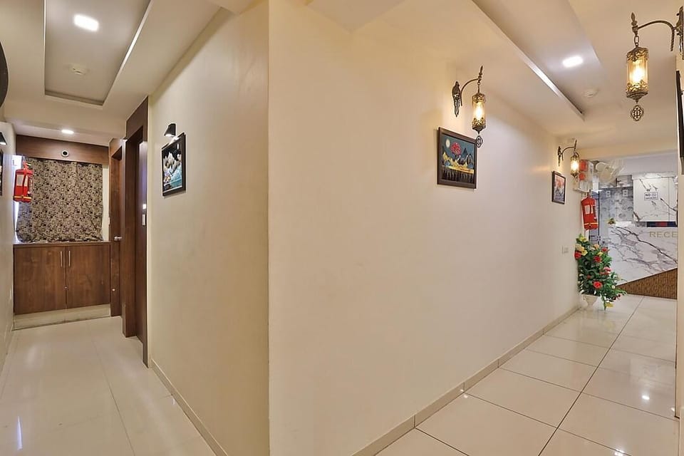 HOTEL REST INN Hotel in Gandhinagar