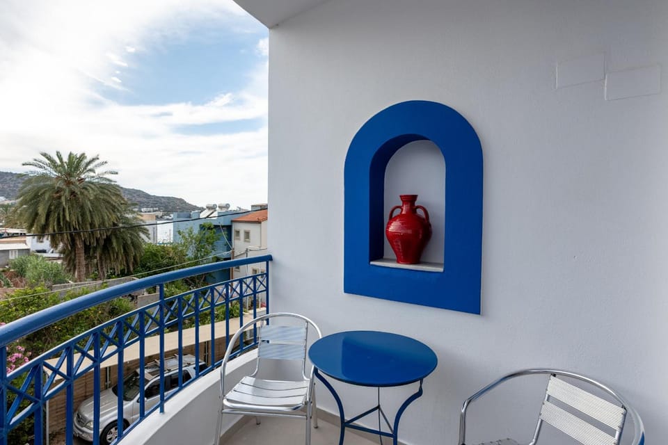 Psaras Apartments Hotel in Stalida