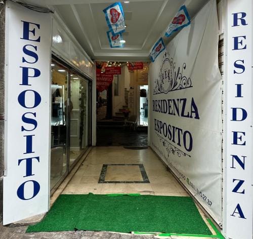 Residenza esposito Hotel in Naples