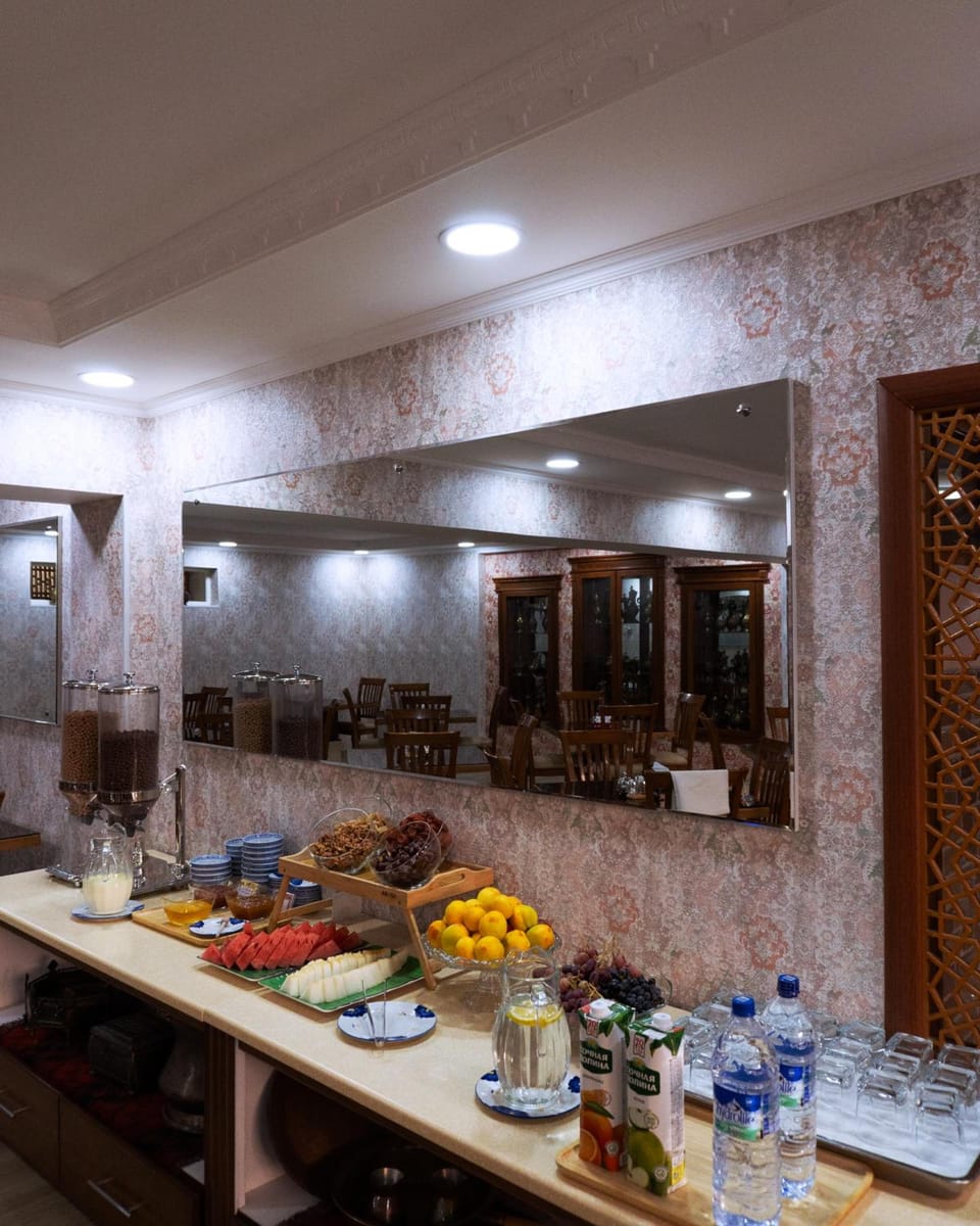Hotel Omar Khayyam Hotel in Europe
