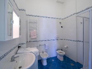Appartamento a Vietri sul mare ID 3048 Hotel in Vietri sul Mare