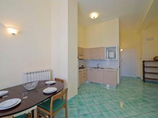 Appartamento a Vietri sul mare ID 3048 Hotel in Vietri sul Mare