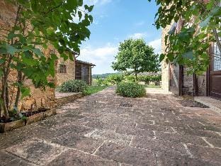 Apartment in Chianti with pool ID 450 Hotel in Tuscany