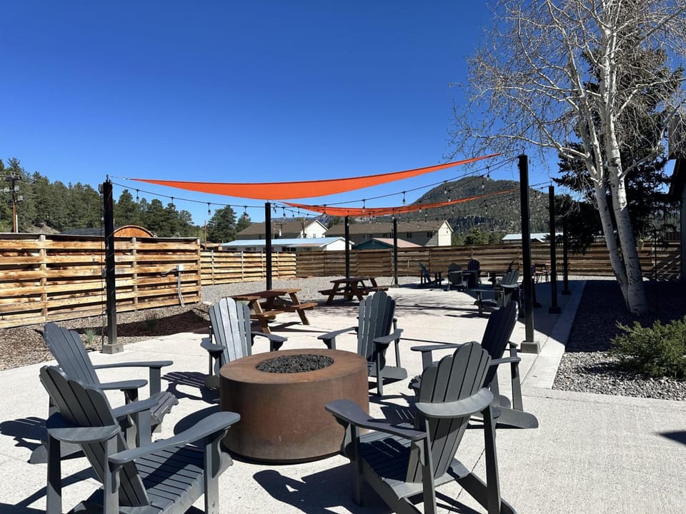 Wolf Creek Lodge, BW Signature Collection Hotel in South Fork