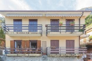 CO-E405-REGI74A1 - Your Private Harbour nearby George Clooney Hotel in Canton of Ticino