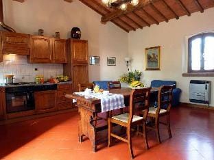 Country house in Chianti with pool ID 31 Hotel in Tuscany