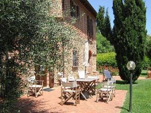 Country house in Chianti with pool ID 33 Hotel in Tuscany