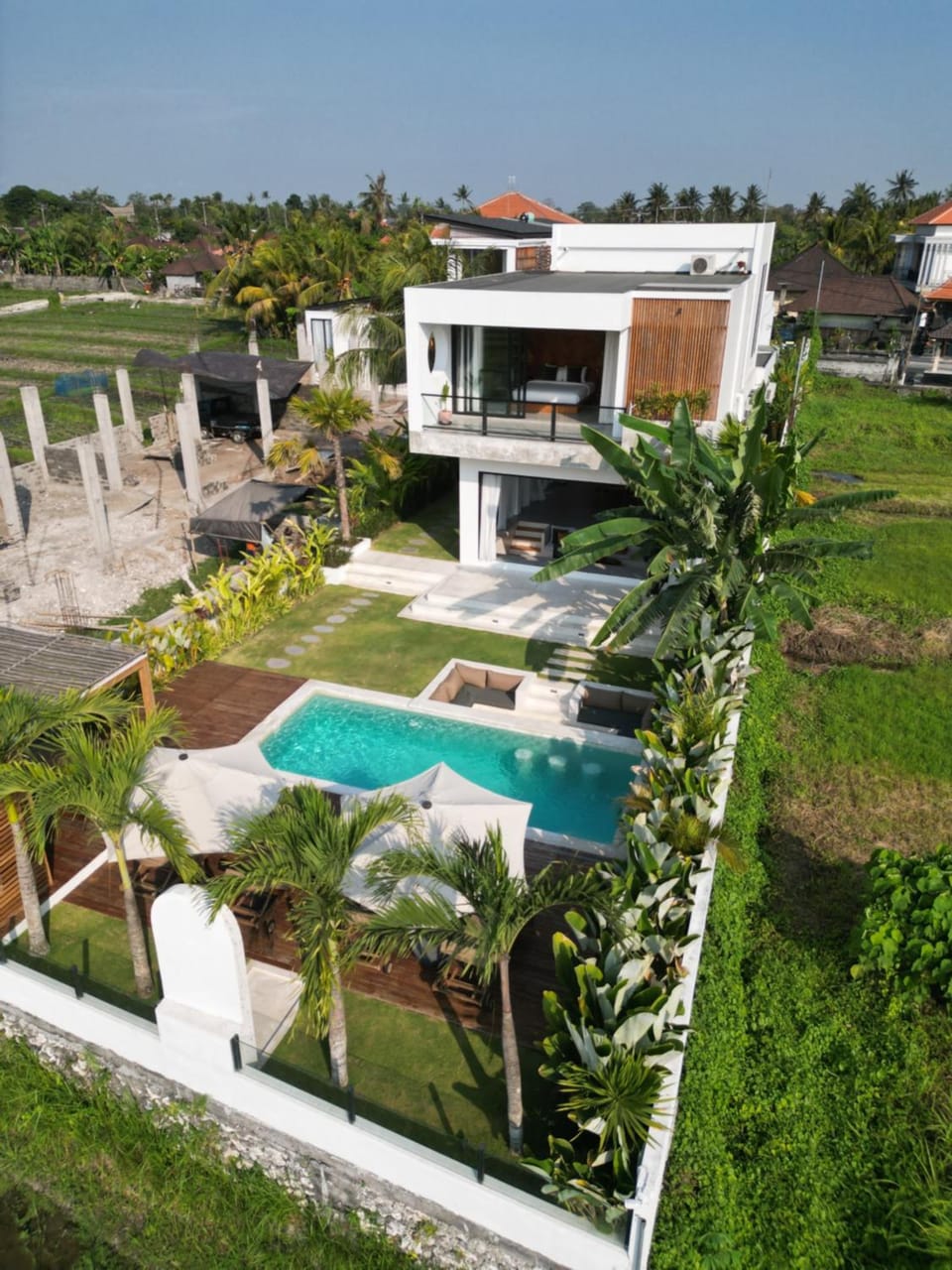 Botanique Villa & Studio Hotel in Kediri