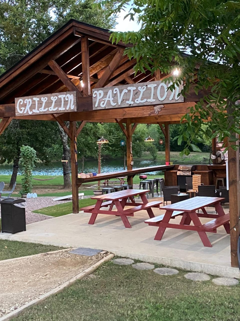 The Woods Lodging Motel in Lake Texoma