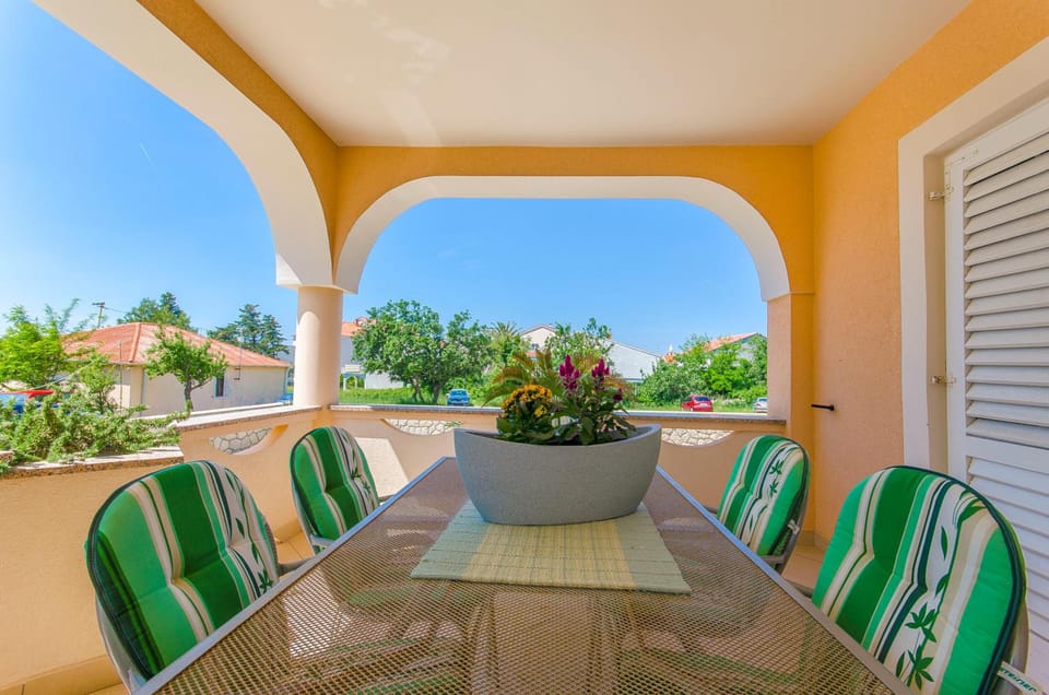 Apartments Mario Hotel in Novalja