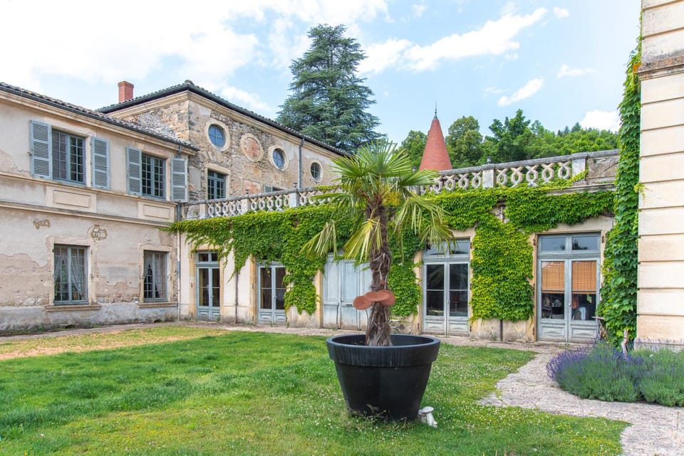 Chateau de Pramenoux Hotel in Auvergne-Rhône-Alpes