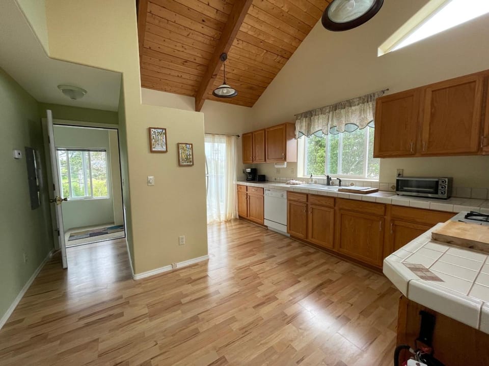 Bayshore RV Park & Guest Suites Apartment hotel in Washington