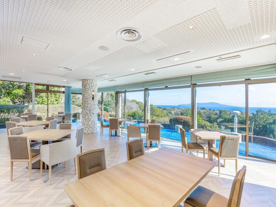 Wan Wan Paradise Premier Izukogen  Resort in Shizuoka Prefecture
