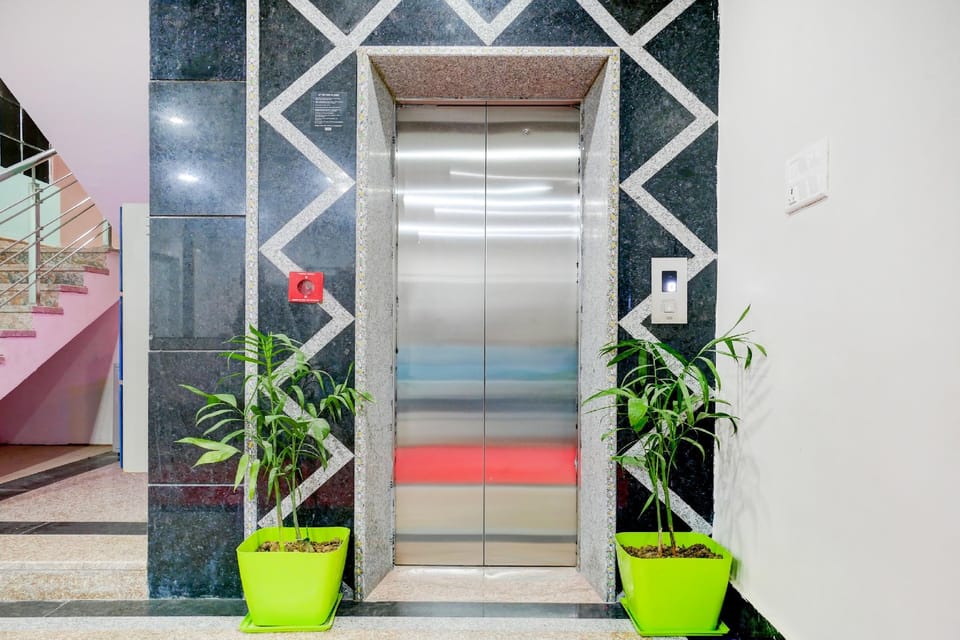 Hotel O Navneeta Grand Hotel in Varanasi