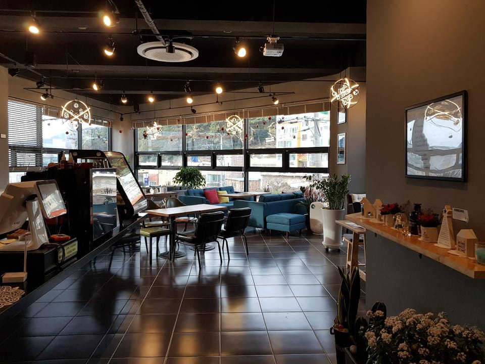 Coffee shop