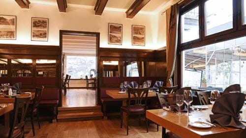 Rhein Hotel Bacharach und Stubers Restaurant Hotel in Mainz-Bingen