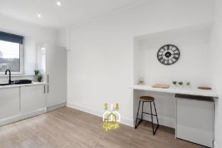 Posset House - SJA Stays - Modern 3 Bed Apartment Hotel in Aberdeen