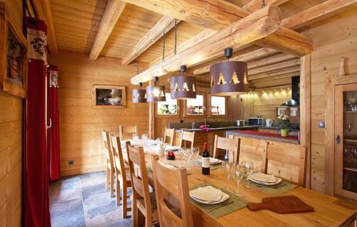 Odalys Chalet Le Loup Lodge Hotel in Les Deux Alpes