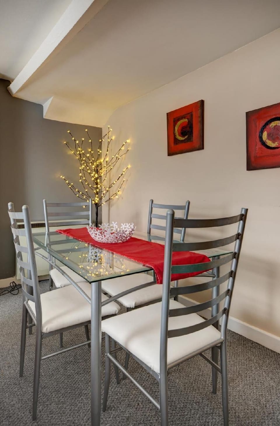 Walkers Court 3 Bedroom Apartment Hotel in Cirencester