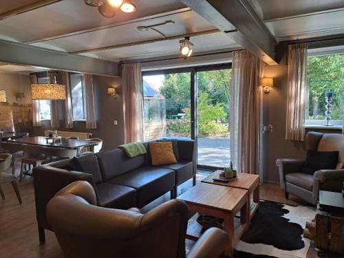 Hotel Lemmenhof Hotel in Limburg (province)