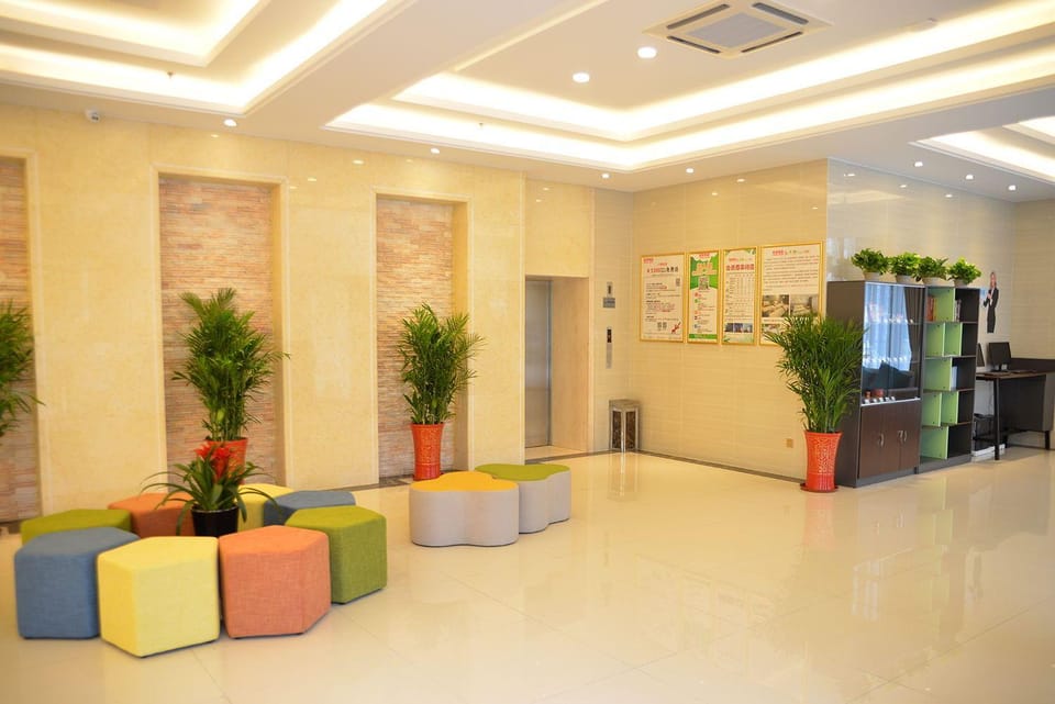 GreenTree Inn Suzhou Changshu Huanghe Road Linli Center Express Hotel Hotel in Suzhou