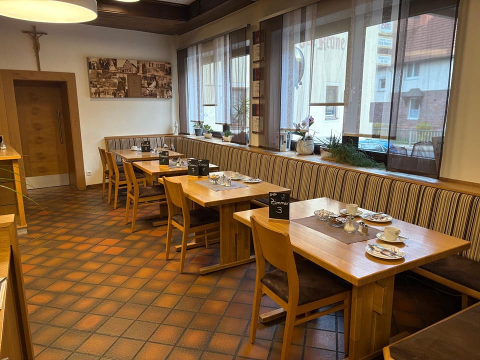 Gasthof Zur Krone Garni Hotel in Hesse