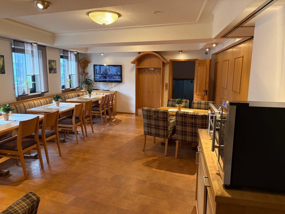 Gasthof Zur Krone Garni Hotel in Hesse