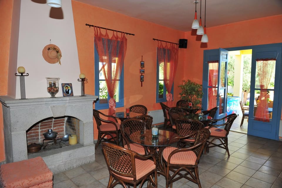 Bar/lounge