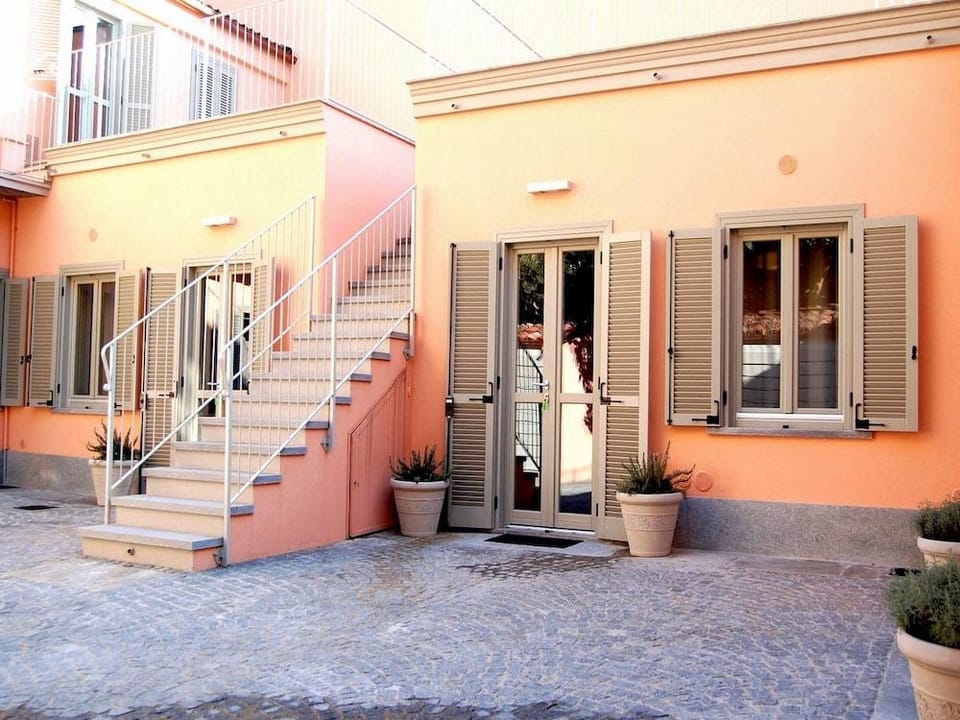 Residenza Il Nespolo - Estella Hotels Italia Hotel in Turin