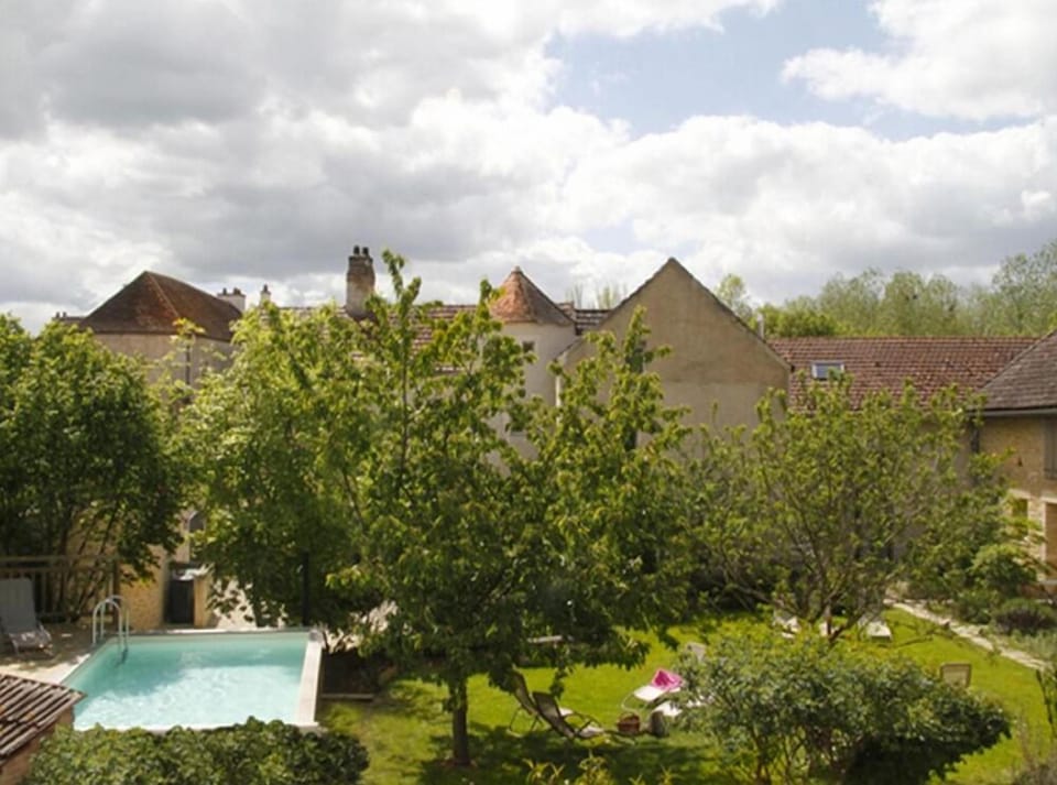 Côté-Serein Chambre La courtine Hotel in Bourgogne-Franche-Comté