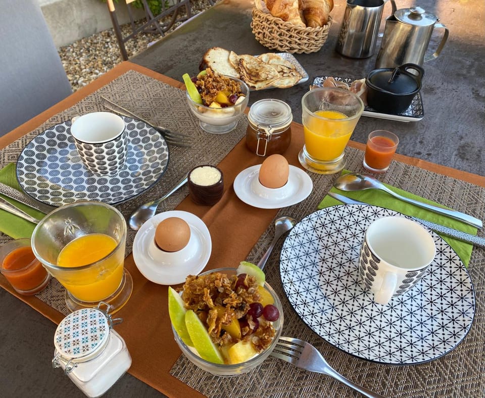 Chambres et tables d'hotes , spa et sejour bien etre , Le Clos de la Chevre Sud Hotel in La Cadière-d'Azur