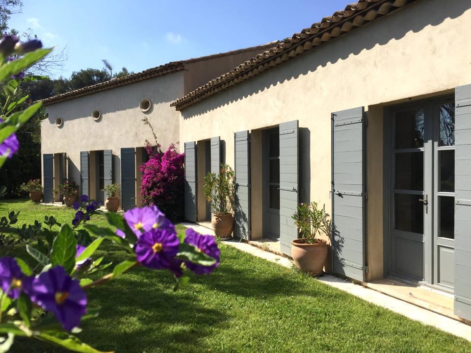 Chambres et tables d'hotes , spa et sejour bien etre , Le Clos de la Chevre Sud Hotel in La Cadière-d'Azur