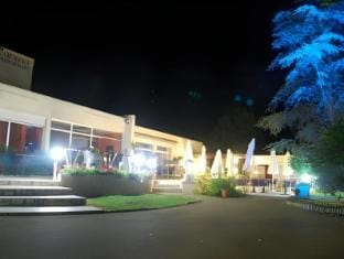 Logis Hotel & Restaurant Le Fleurance Hotel in Occitanie