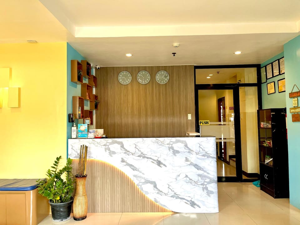 Blue Horizon Hostel Hotel in Dumaguete