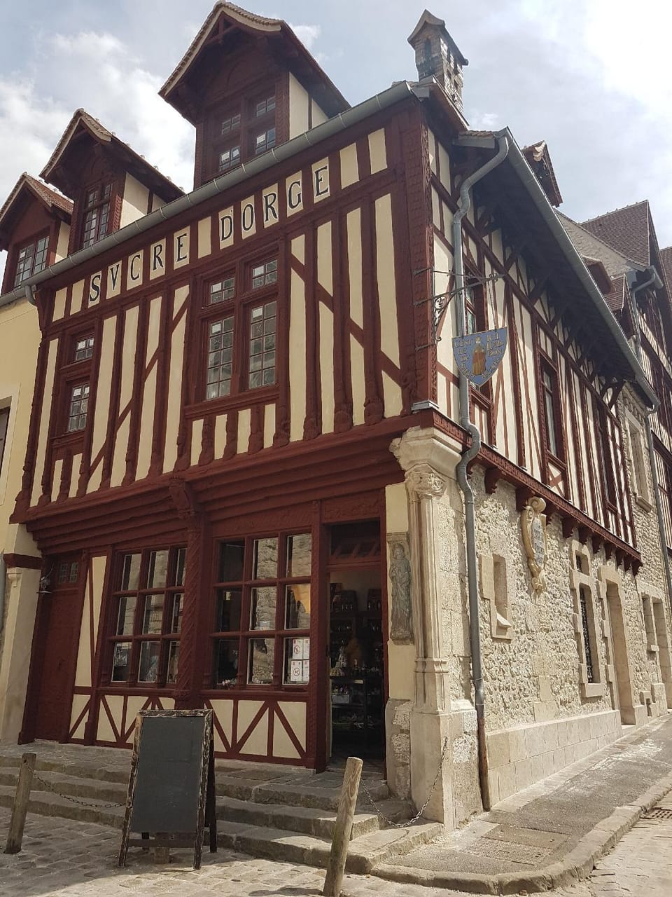 La Montignonne Hotel in Île-de-France