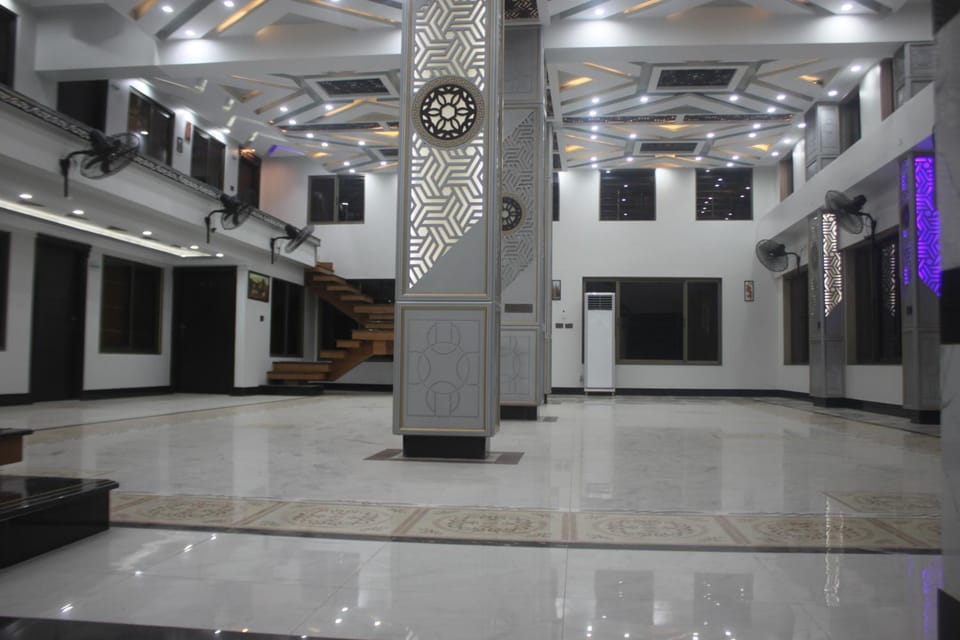 Khan Continental Hotel & Restaurant Hotel in Pakistan