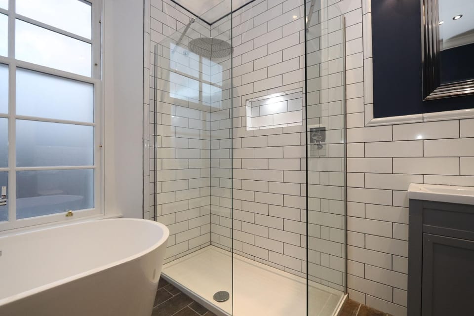 Dollar Apartments at 41 Hotel in Scotland