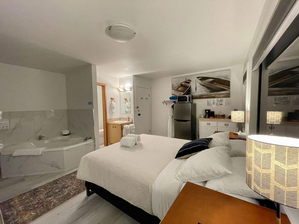 Sea Esta Hotel in Ucluelet