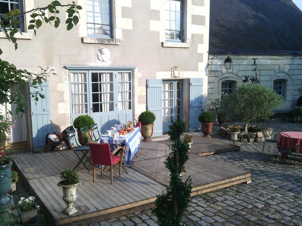 Les Douves Hotel in Centre-Val de Loire