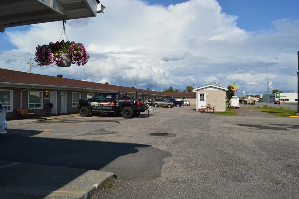 Lincoln Motel Motel in Ontario