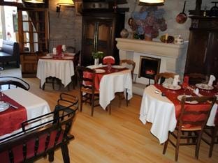 Logis Le Prieure Hotel in Finistere