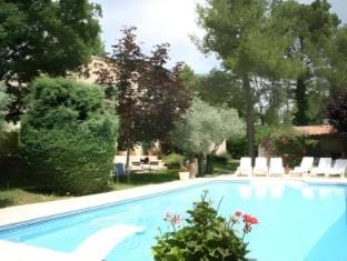 l'Oree du Bois Hotel in Saint-Maximin-la-Sainte-Baume