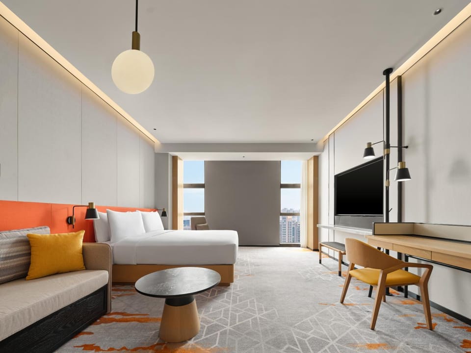Hilton Garden Inn Jiaxing Xiuzhou Hotel in Suzhou