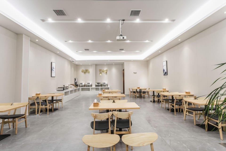 Meixu M Hotel (Jiangyin High-Speed Railway Station) Hotel in Suzhou