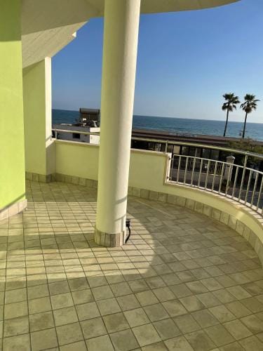 Le Sirene Casa Vacanza Hotel in Torvaianica