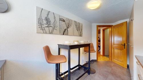 No 8 Bed & Bar Hotel in Bagnes