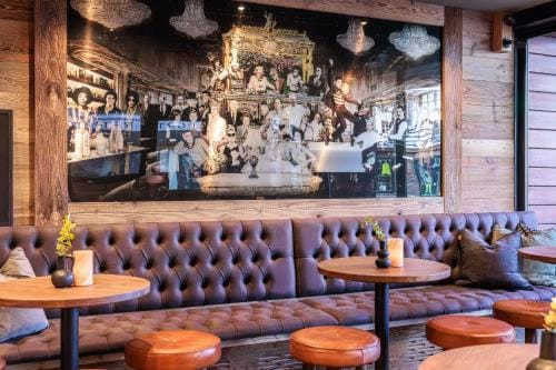 No 8 Bed & Bar Hotel in Bagnes