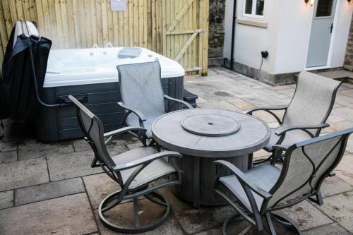 Foxlow Grange By Muse Escapes Hotel in High Peak District