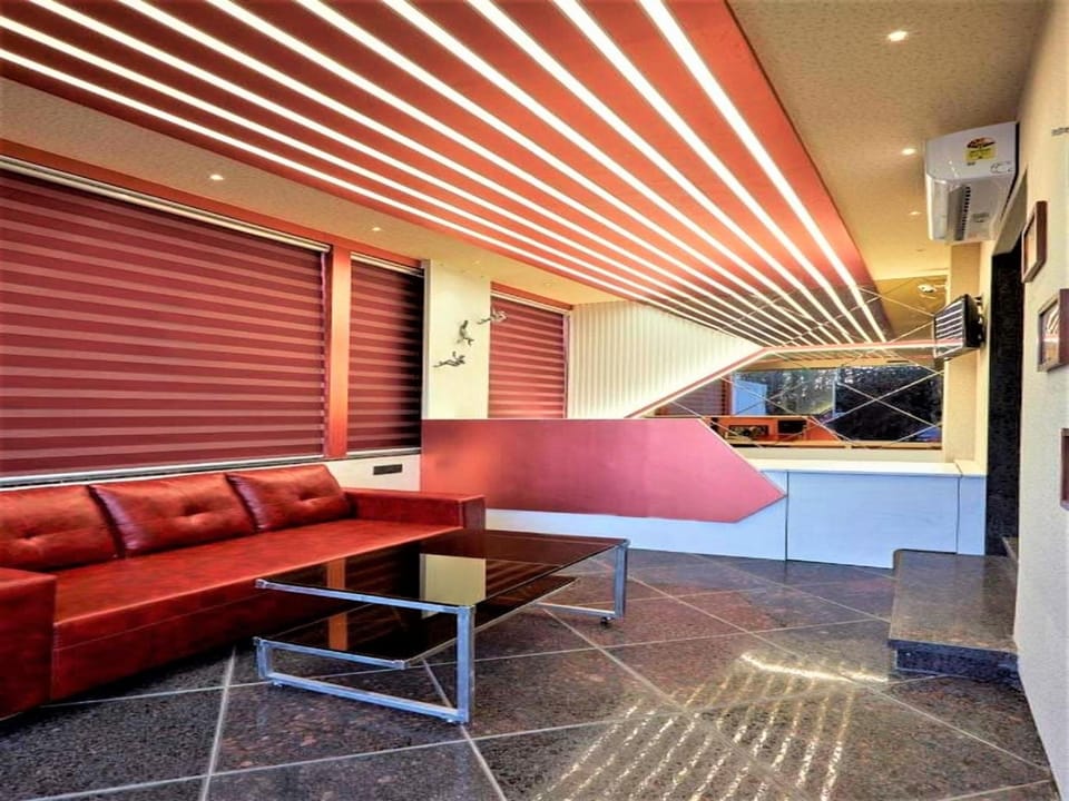 Hotel Rose Gold Hotel in Maharashtra